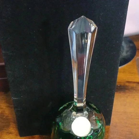 Vintage West Germany House of Global Art emerald green Cut to Clear Crystal Bell - Picture 3 of 9